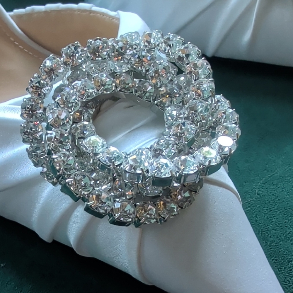 MACH & MACH Ivory Heels with Crystal Embellishments - Picture 4 of 4